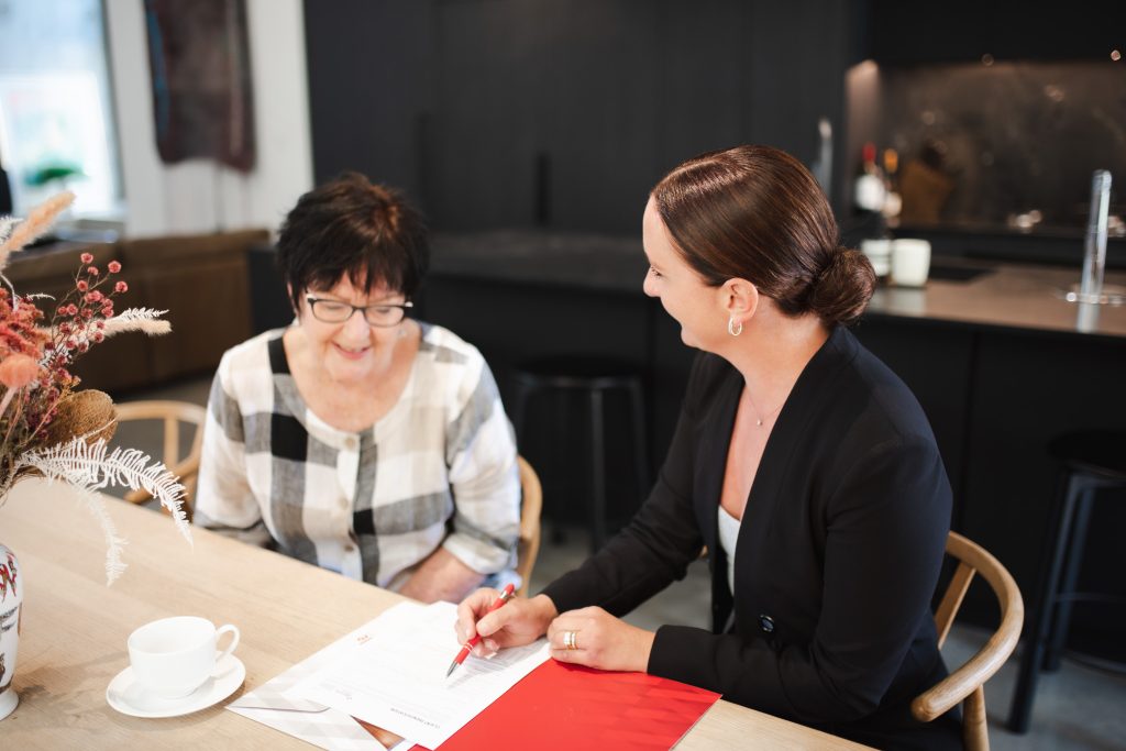 Know when to get professional conflict resolution 