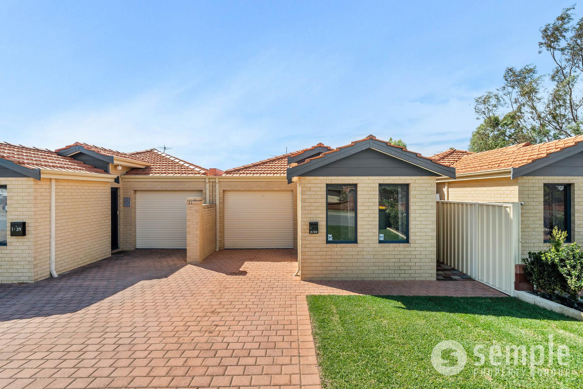 2/39 Tindal Avenue, Yangebup WA 6164