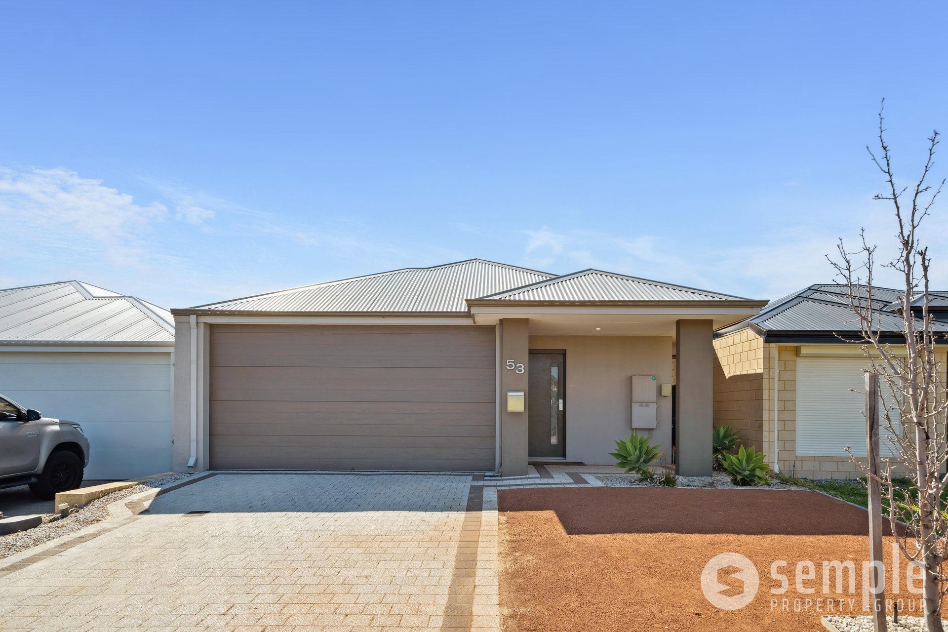 53 Dickerson Loop, Hammond Park WA 6164