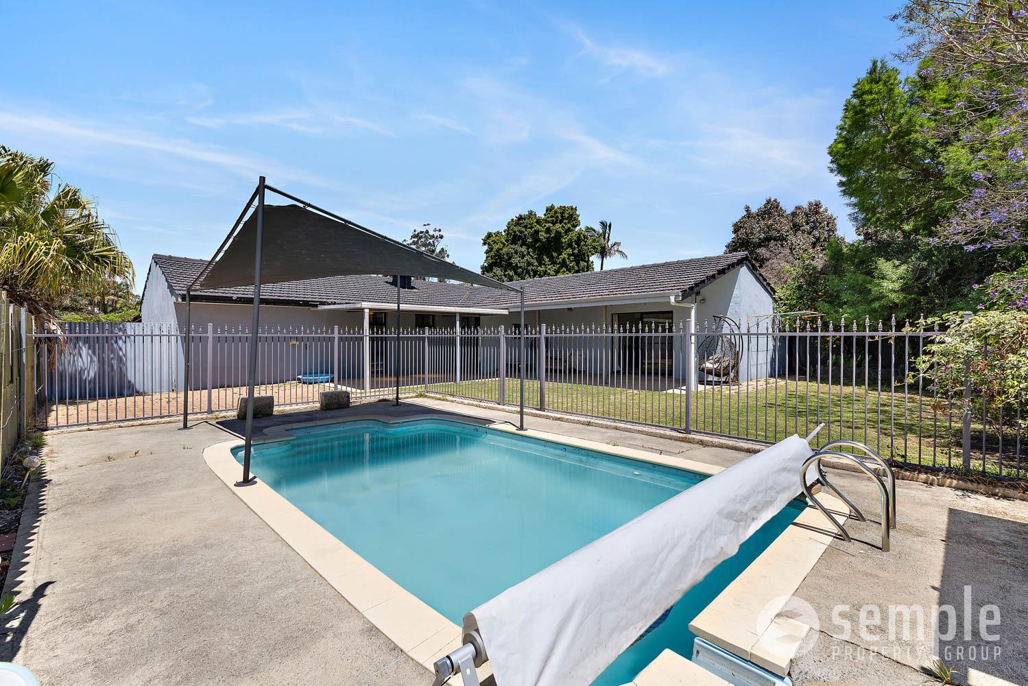 36 Dumsday Drive, Forrestdale WA 6112