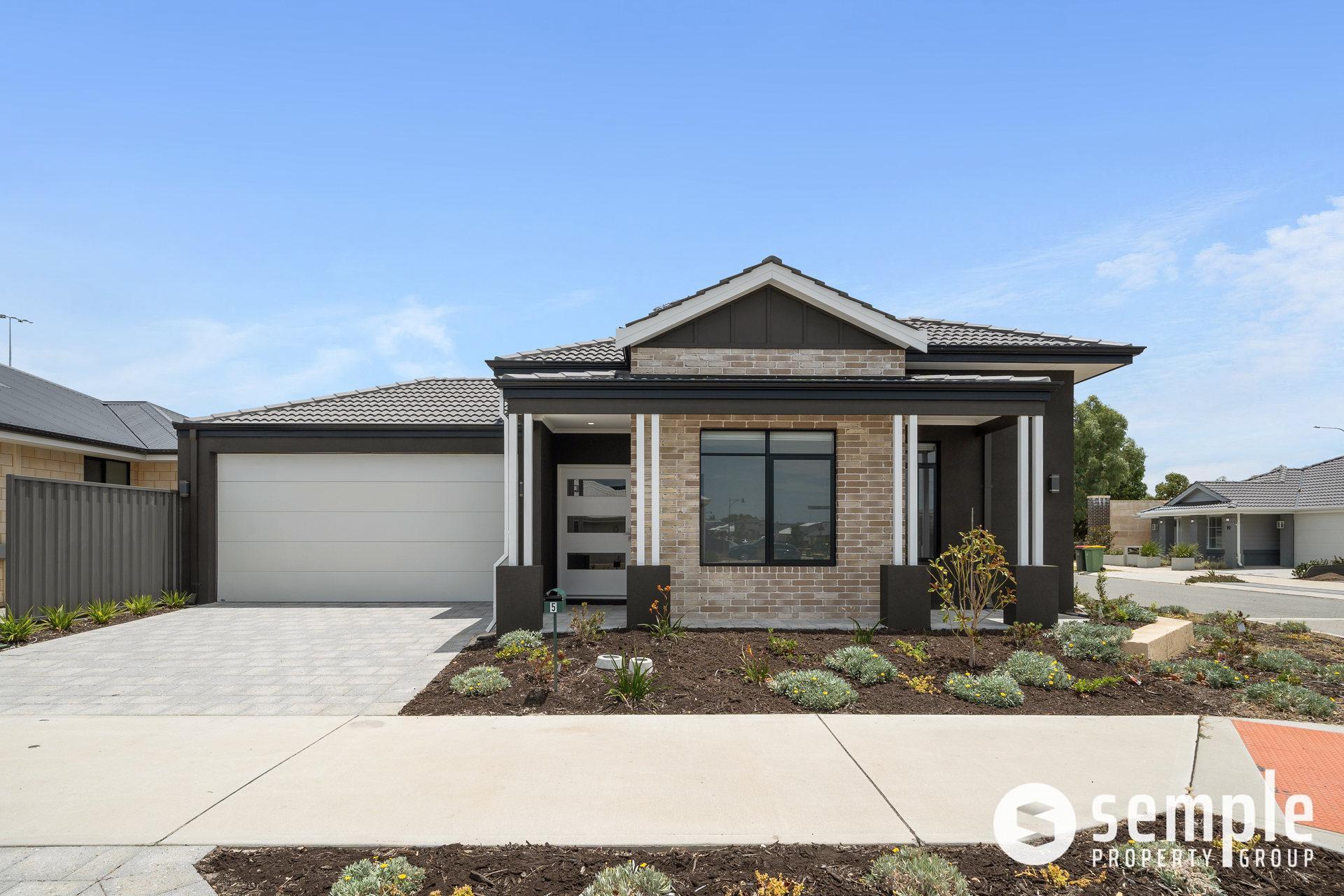5 Coachwood Avenue, Treeby WA 6164