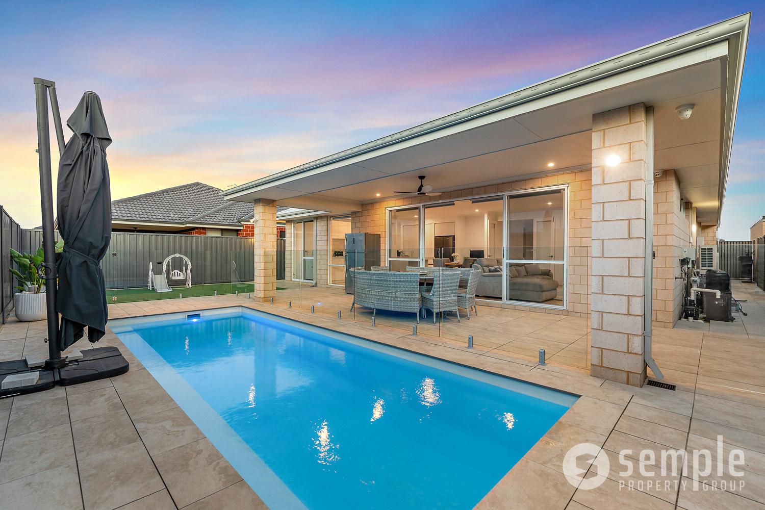 26 Oldenburg Way, Forrestdale WA 6112