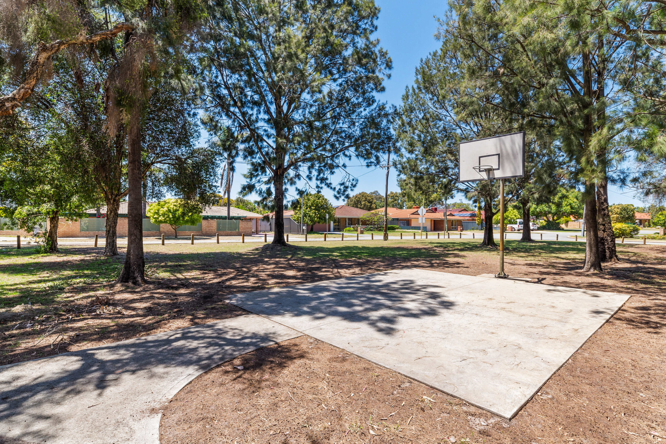 Real estate agents in Willetton