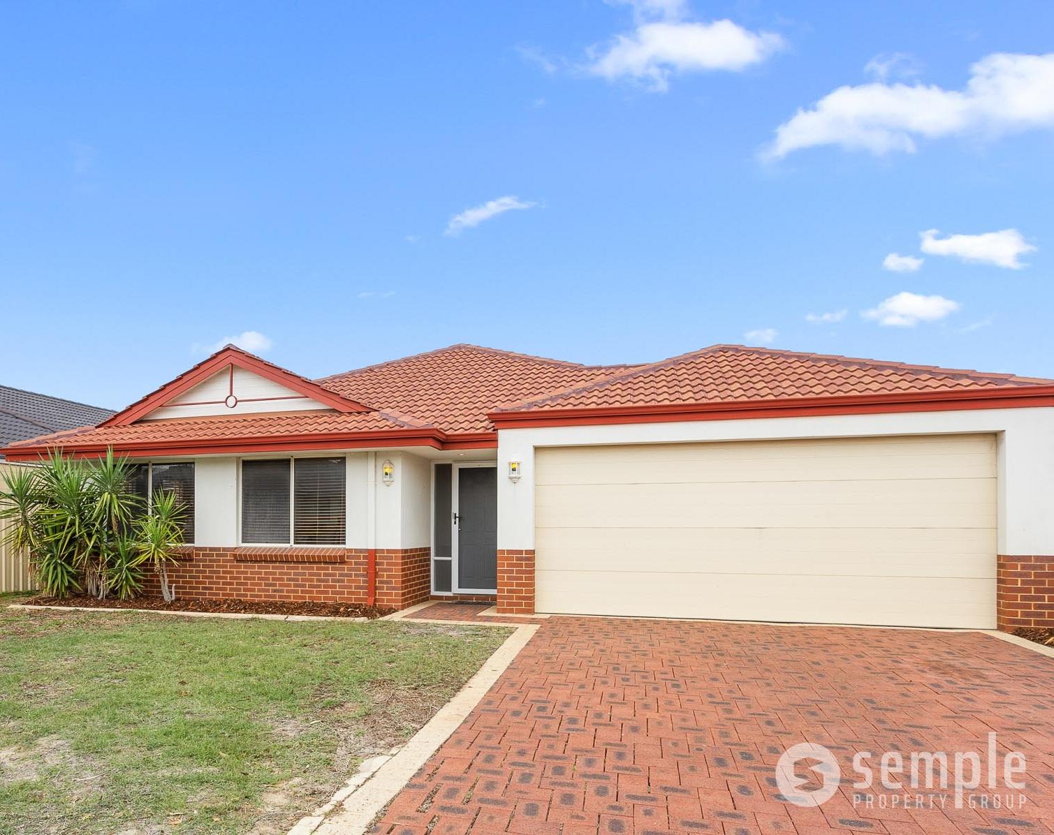 8 Normanby Bend, Success WA 6164