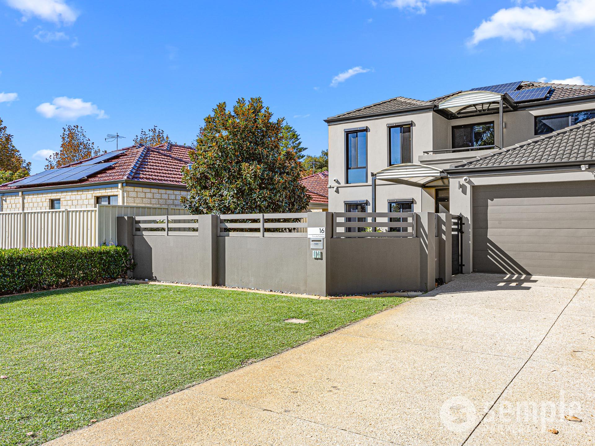 16 Cressida Parkway, Success WA 6164