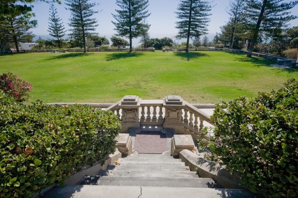 Cottesloe Civic Centre Grounds