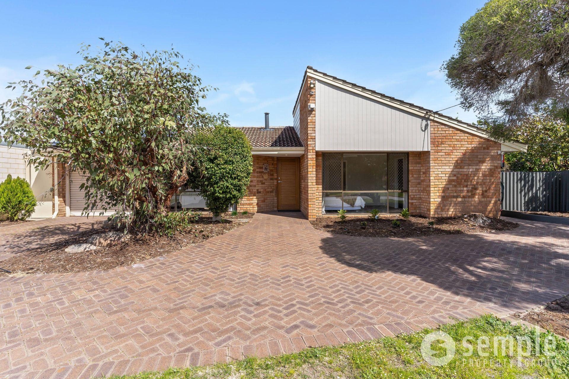 4 Cardoc Street, Parkwood WA 6147
