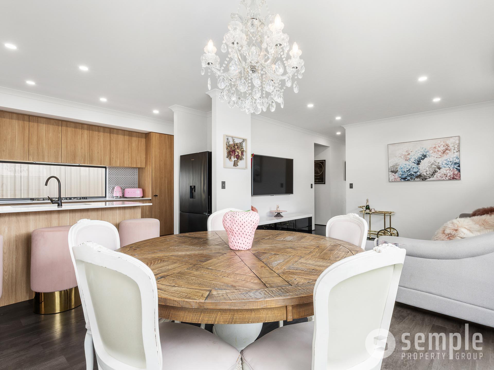 22 Desiree Street, Hammond Park WA 6164