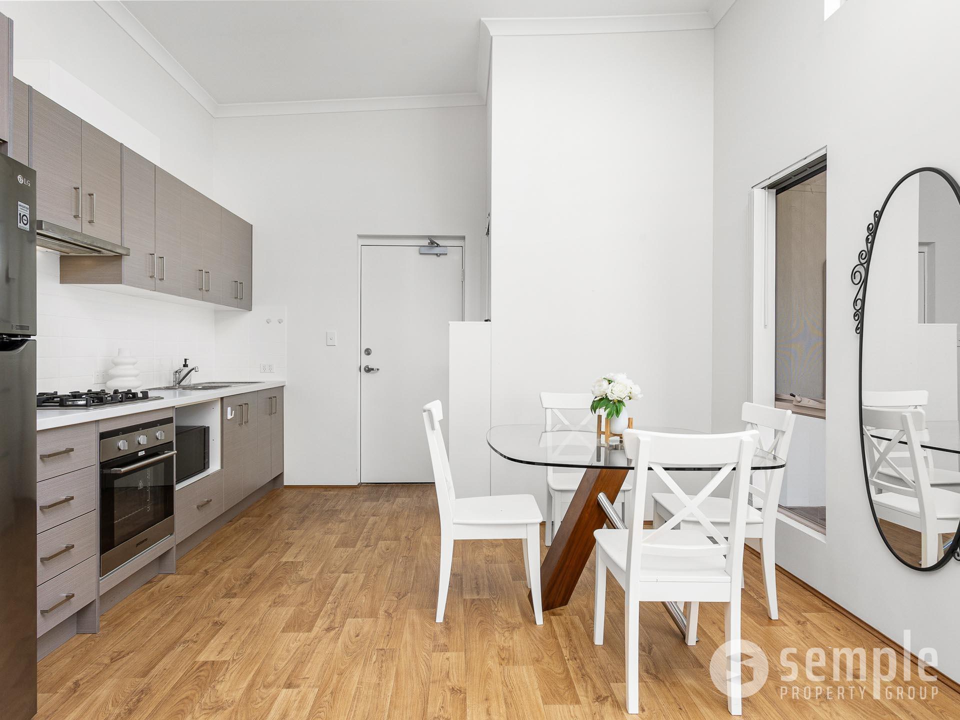 4/11 Biloxi Loop, Success WA 6164