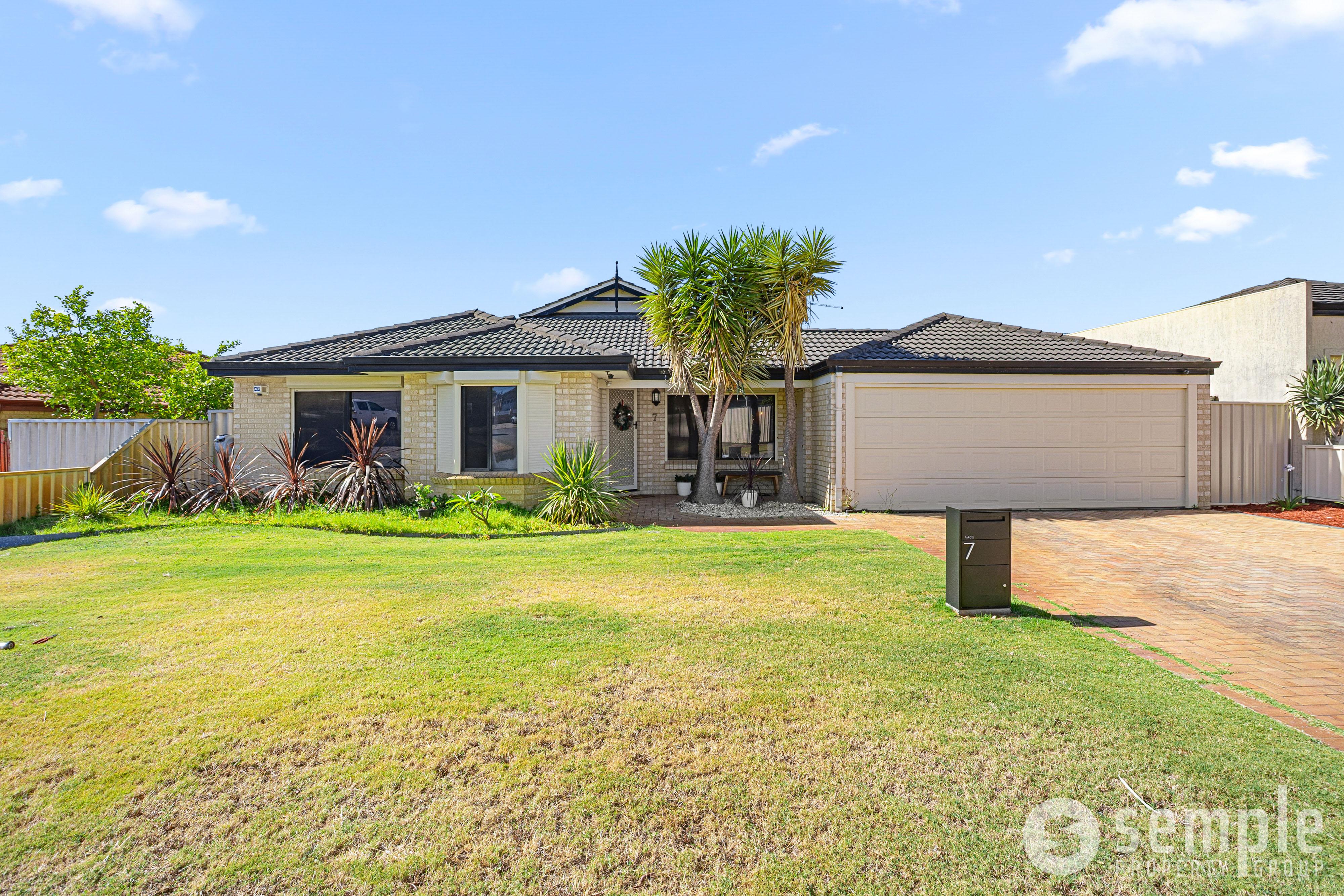 7 Luttrell Gardens, Beeliar WA 6164