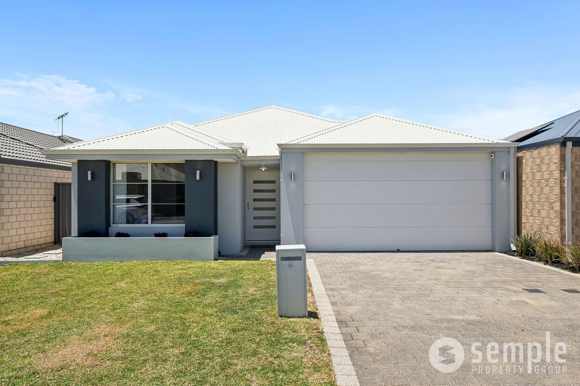 4 Nettup Street, Hammond Park WA 6164