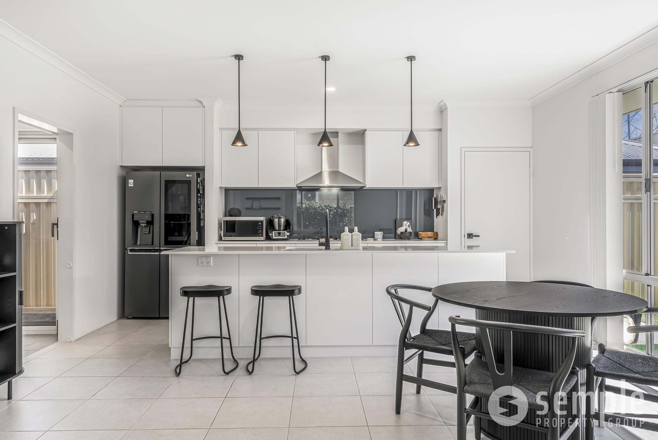 39 Lewisham Vista, Success WA 6164