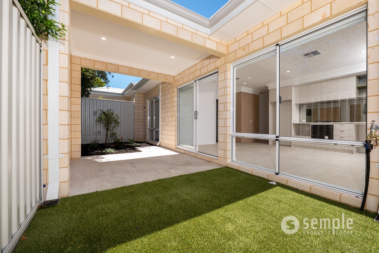 3/6 Ashbourne Way, Hamilton Hill WA 6163