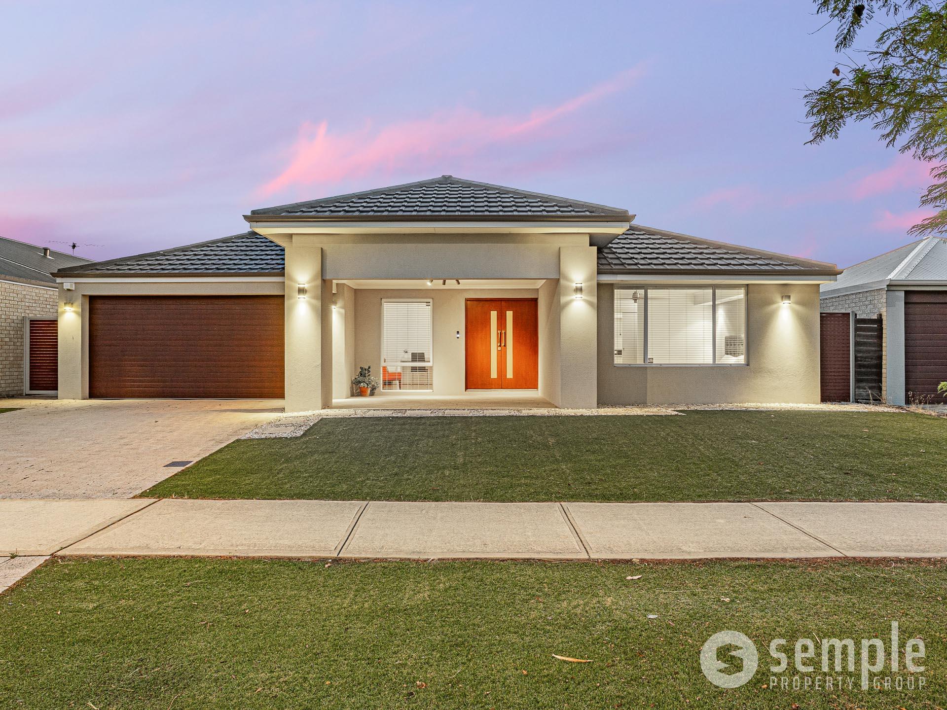 124 Columbia Parkway, Piara Waters WA 6112