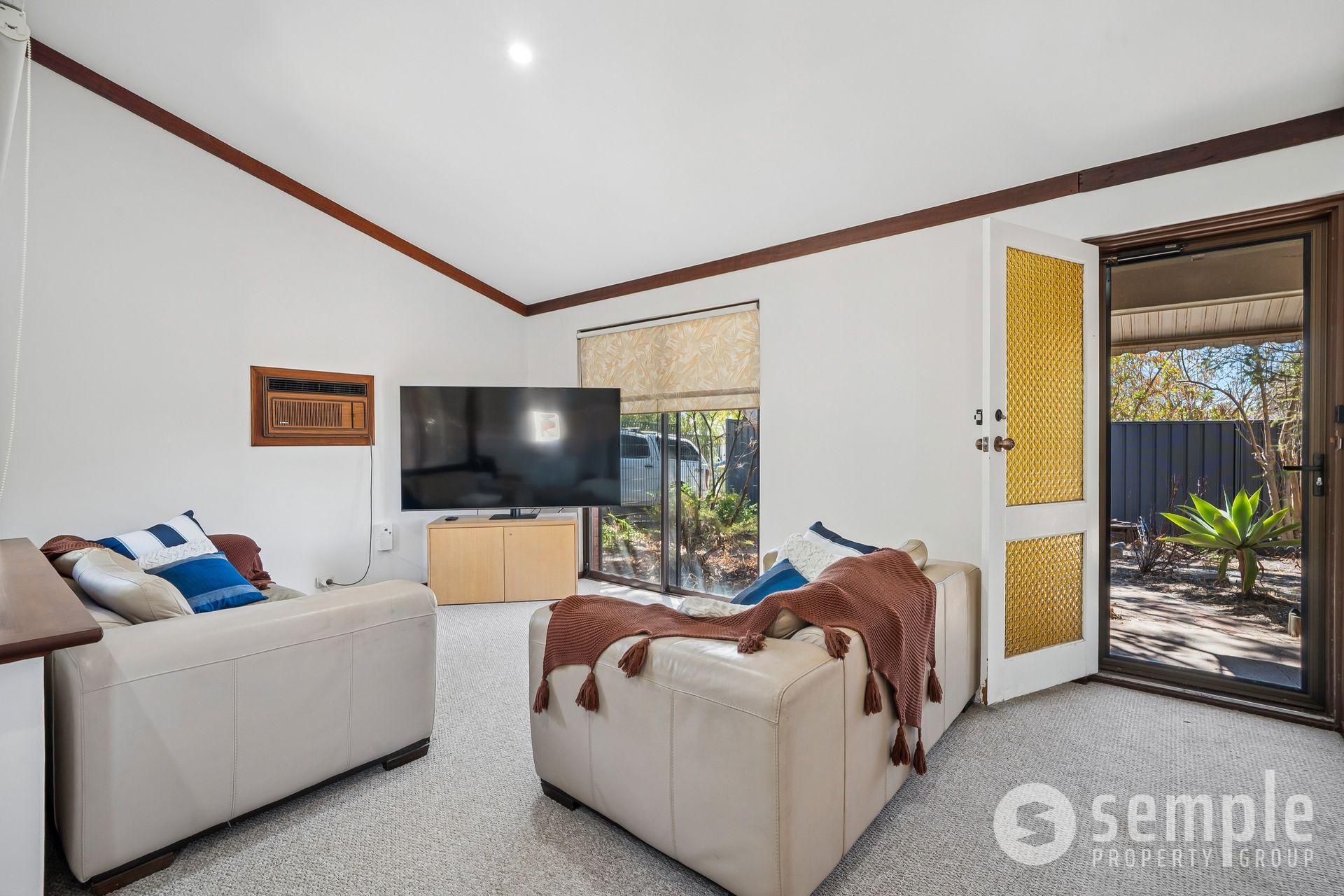 8 Gama Court, Parkwood WA 6147