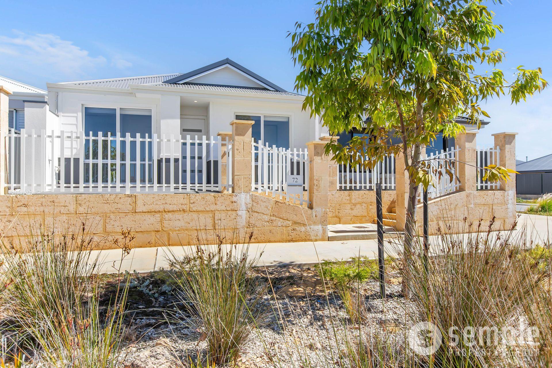 72 Alverstone Boulevard, Lakelands WA 6180