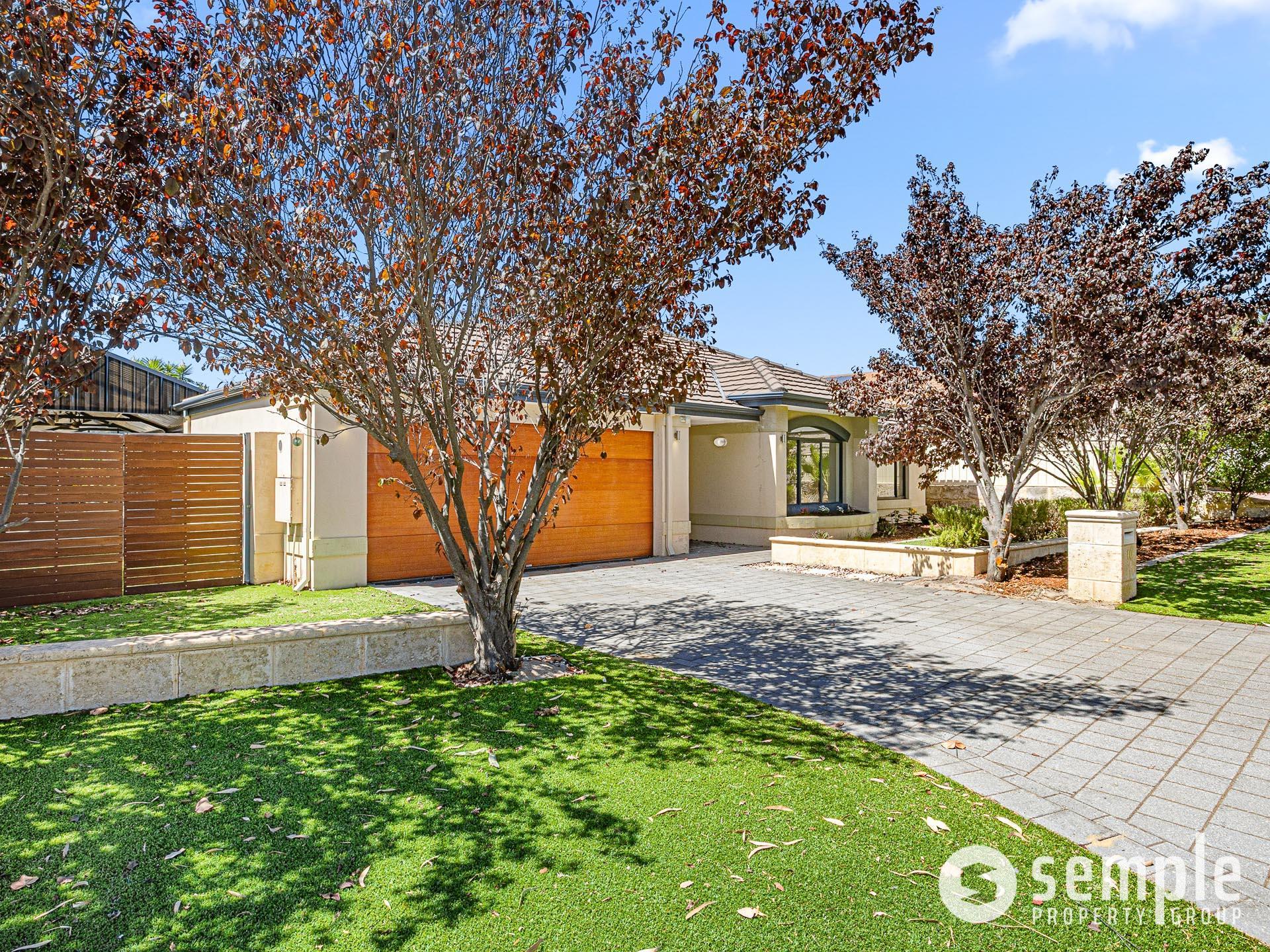 10 Steiner Avenue, Success WA 6164