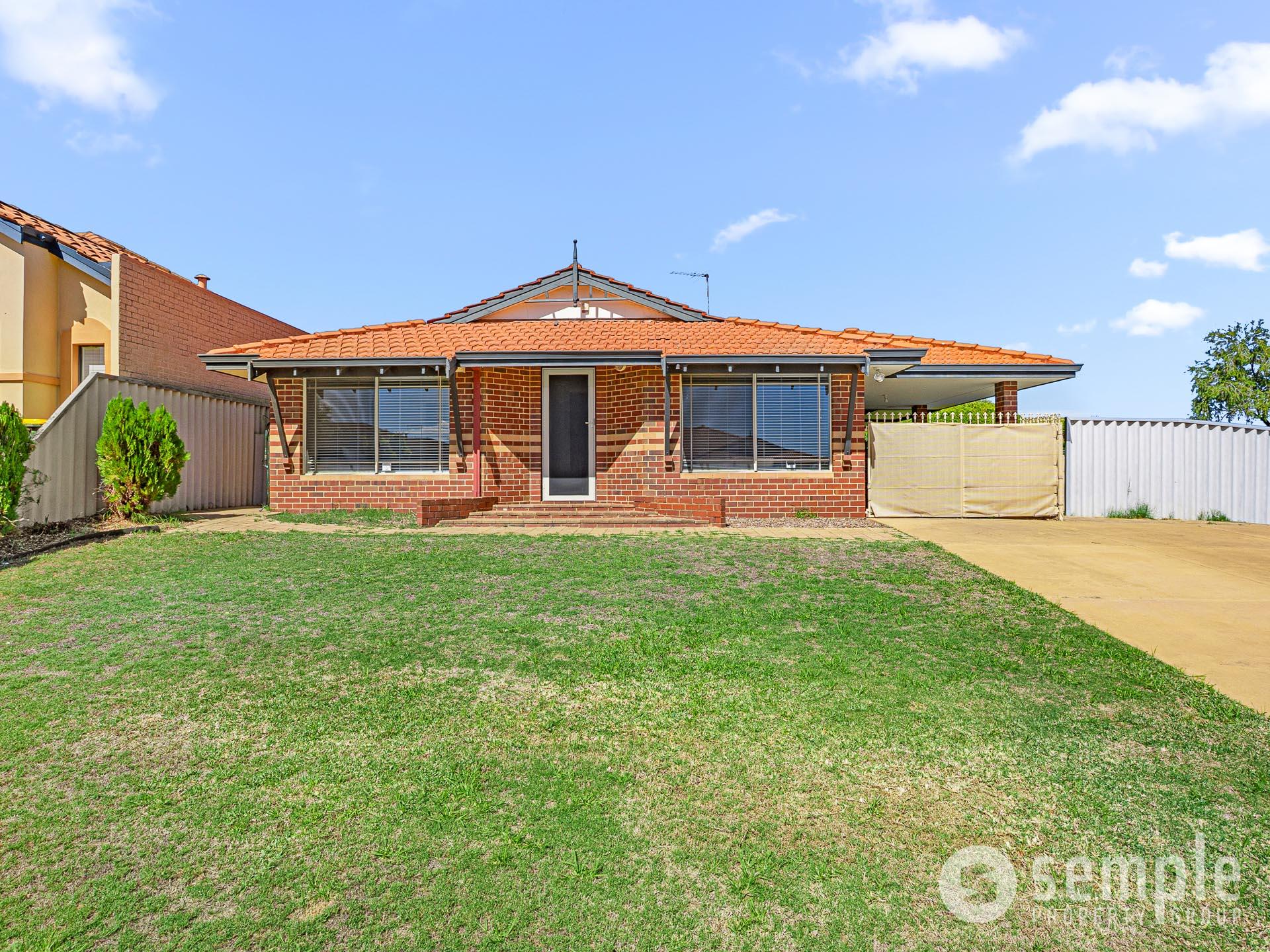 8 Musulin Rise, Lake Coogee WA 6166