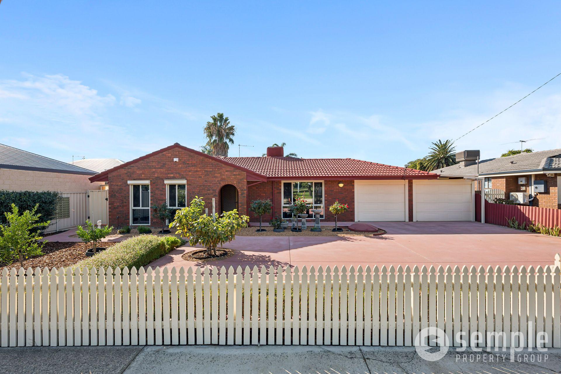 23 Hossack Avenue, Parkwood WA 6147