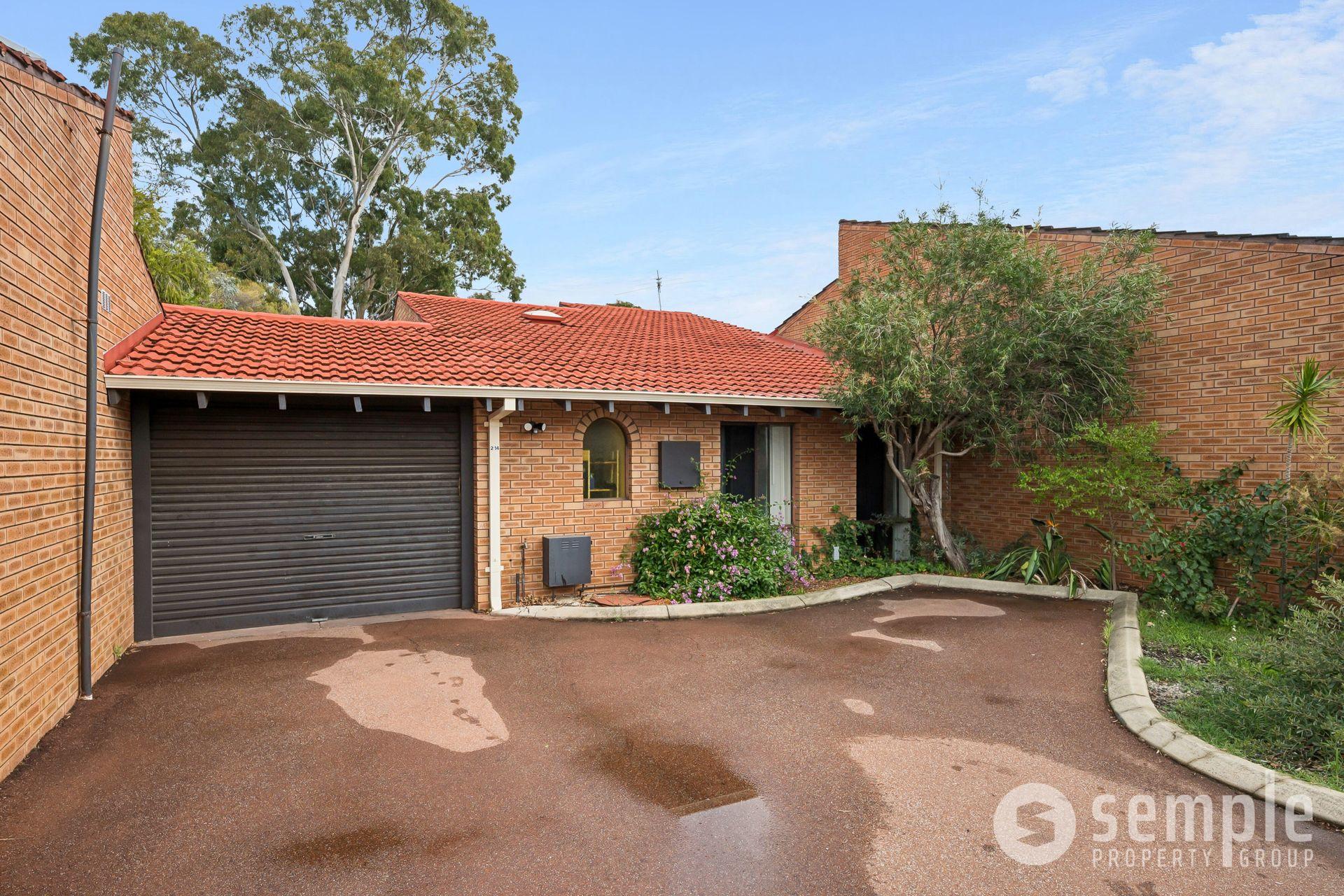 2/14 Spence Court, Leeming WA 6149
