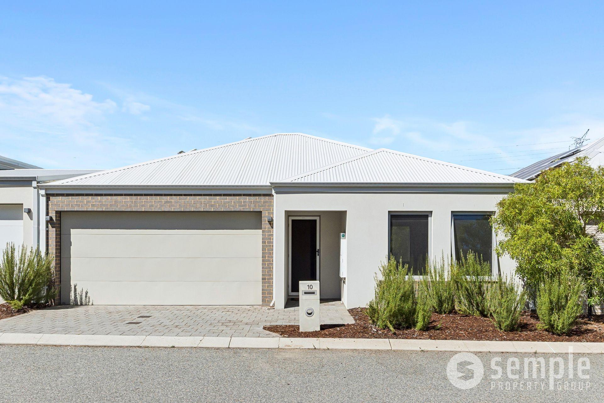 10 Minigwal Loop, Hammond Park WA 6164