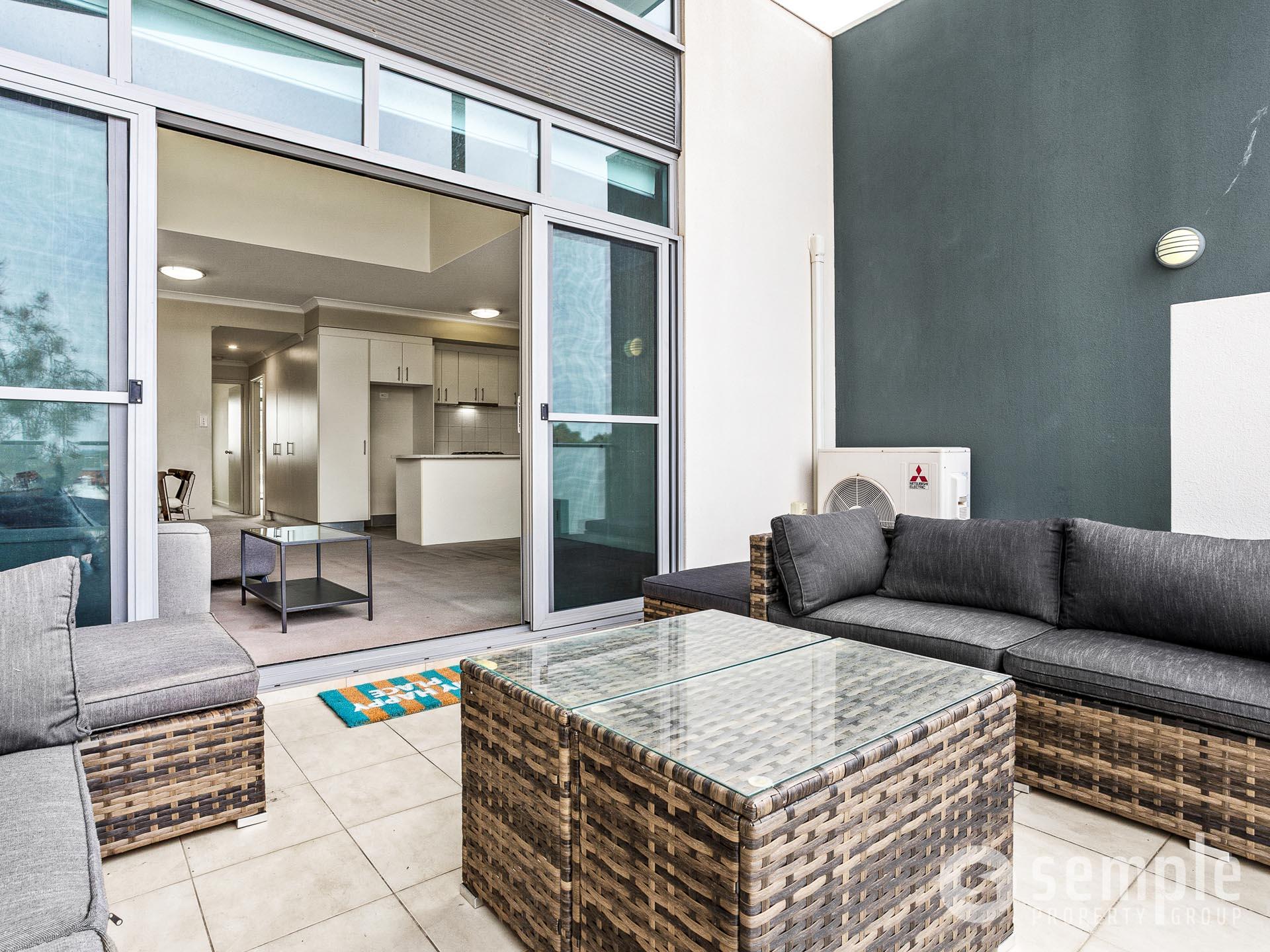 6/30 Malata Crescent, Success WA 6164