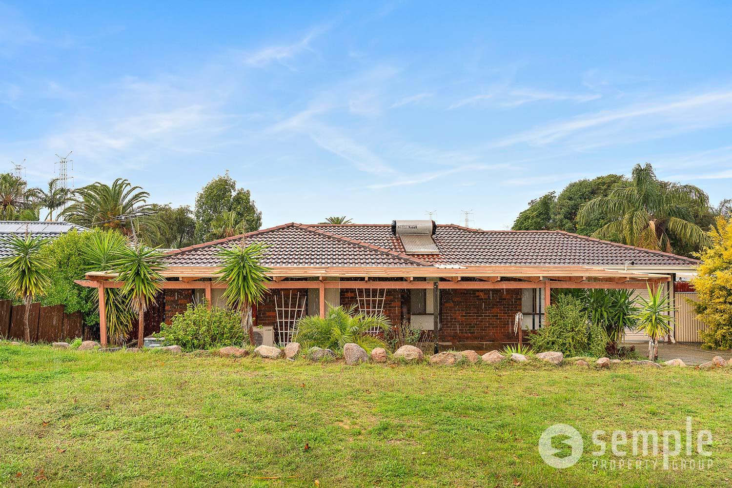 8 Mollerin Place, South Lake WA 6164