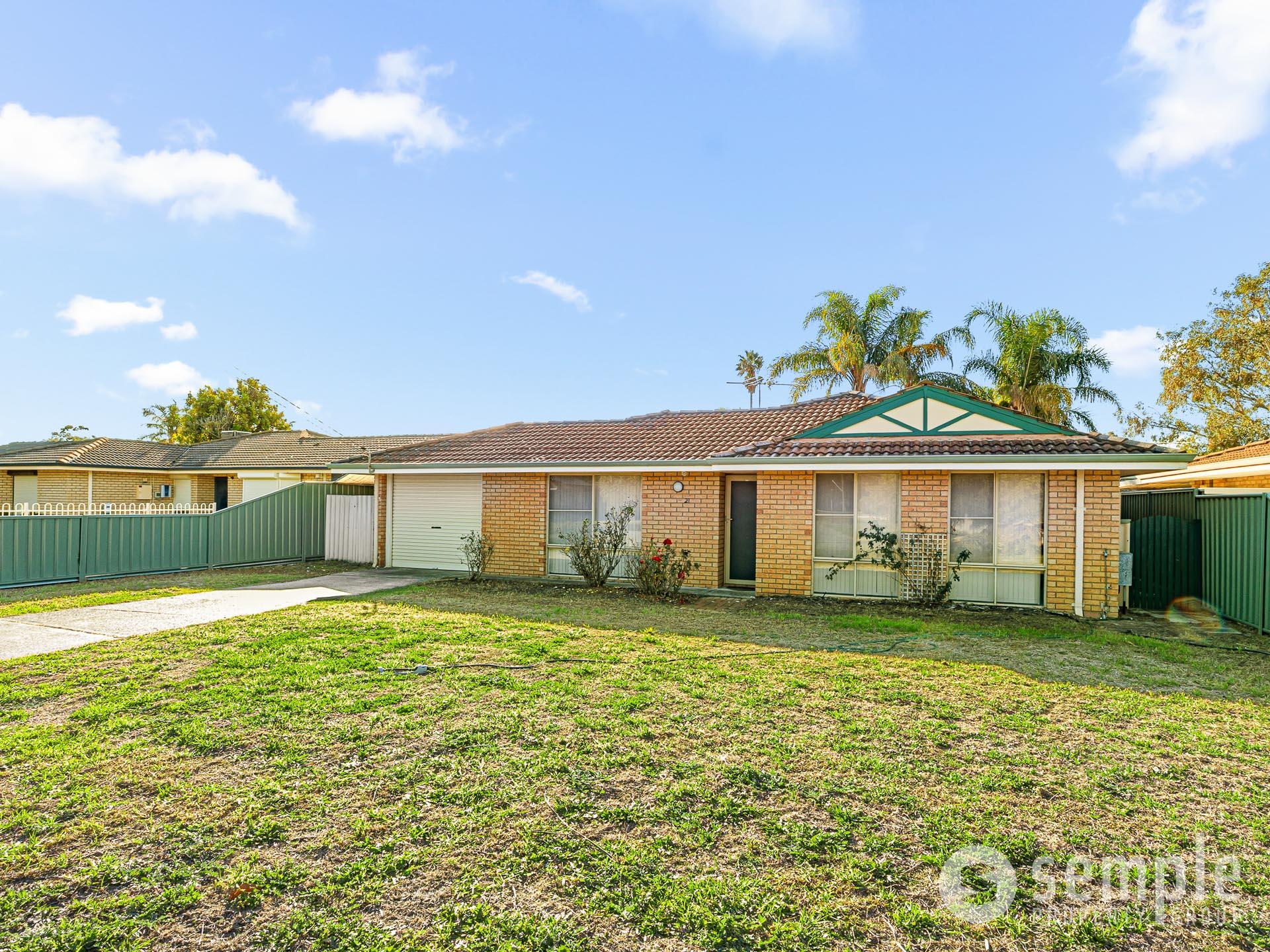 21 Eppalock Grove, South Lake WA 6164