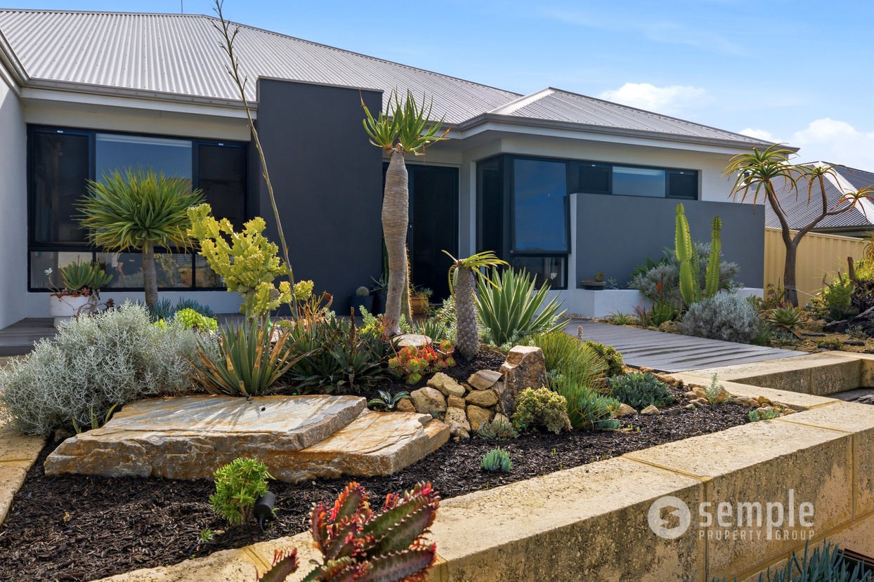 3 Figtree Avenue, Lake Coogee WA 6166