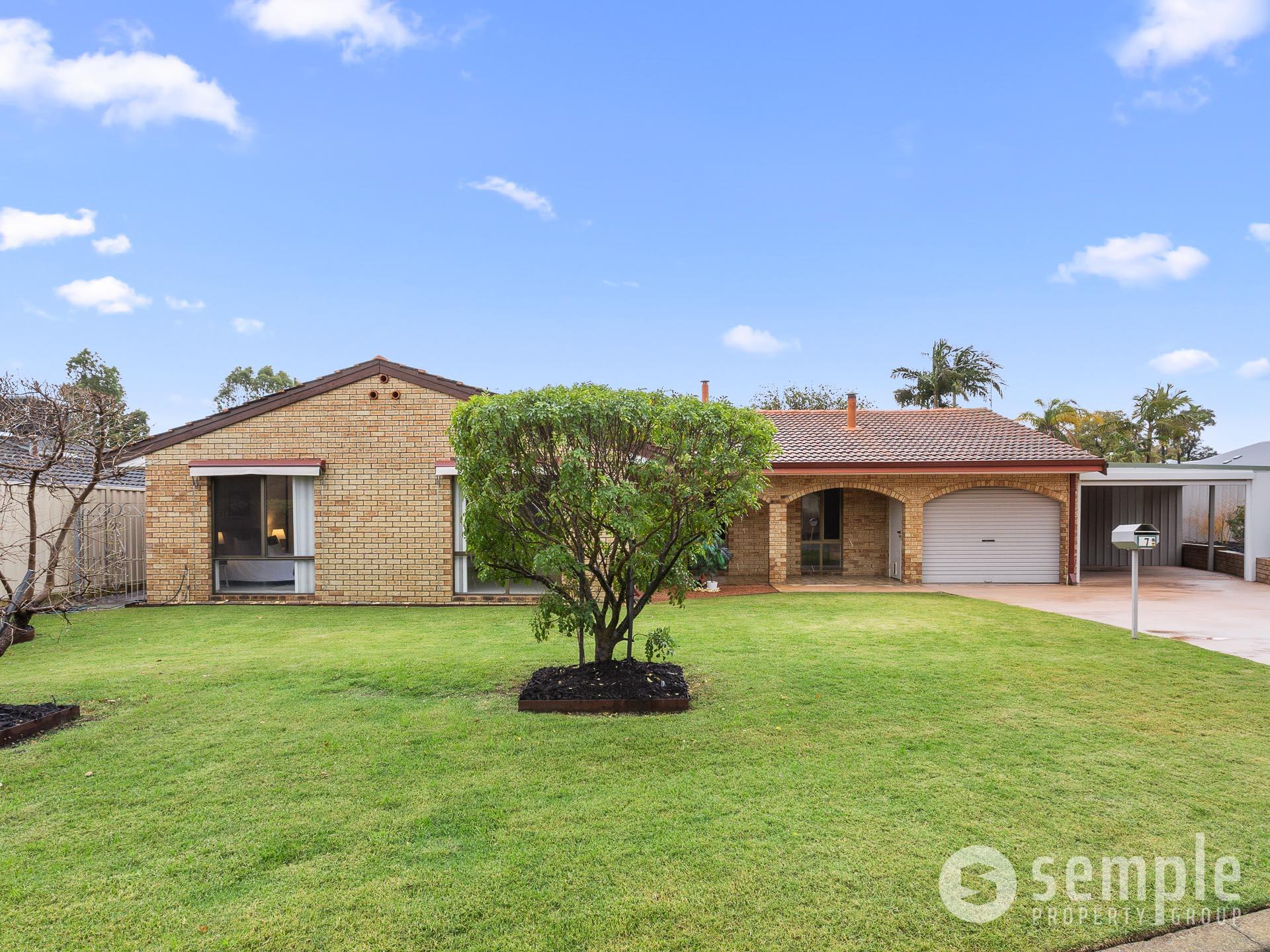 7 Bruce Court, Leeming WA 6149