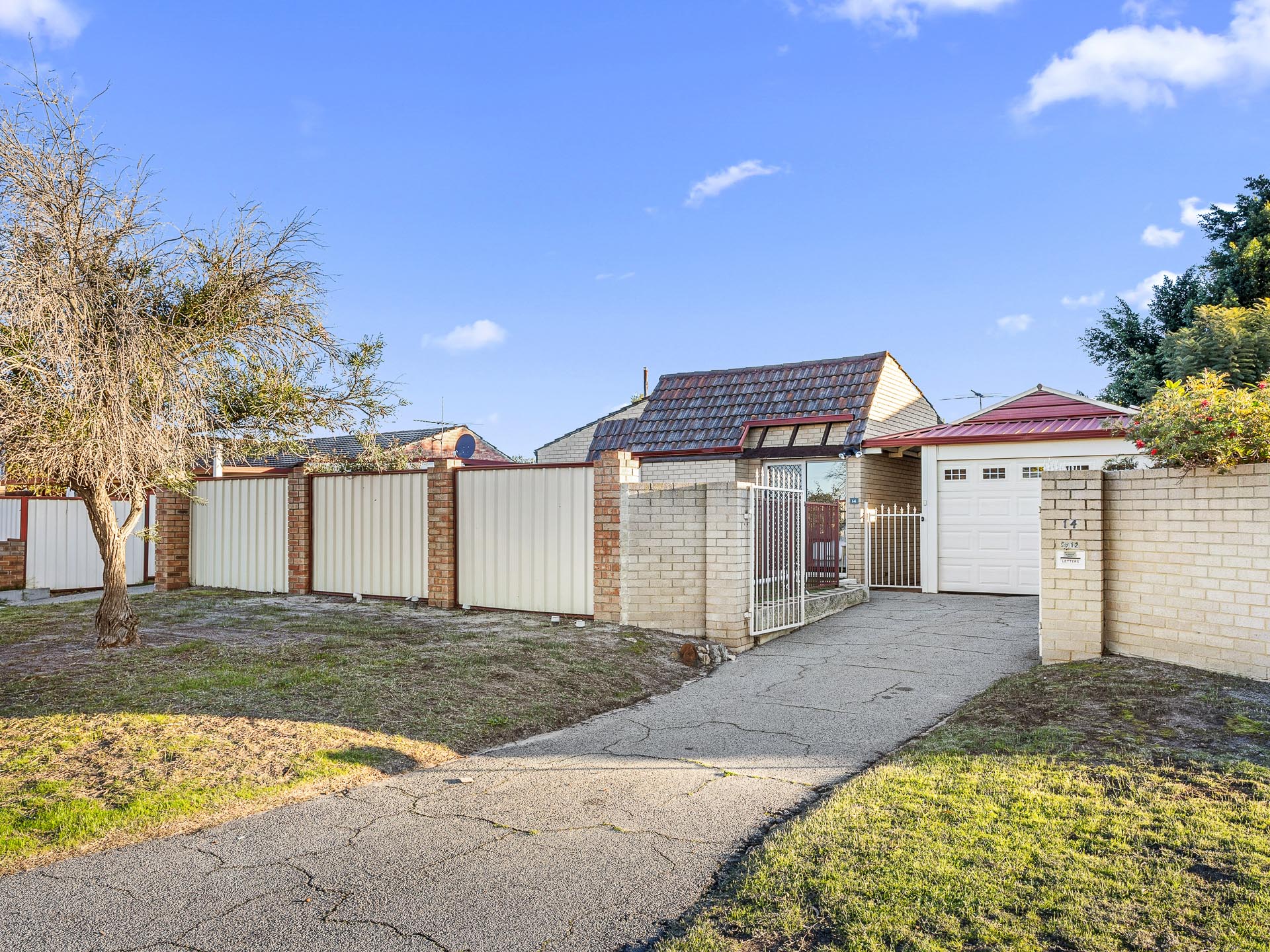 14 Watling Avenue, Lynwood WA 6147