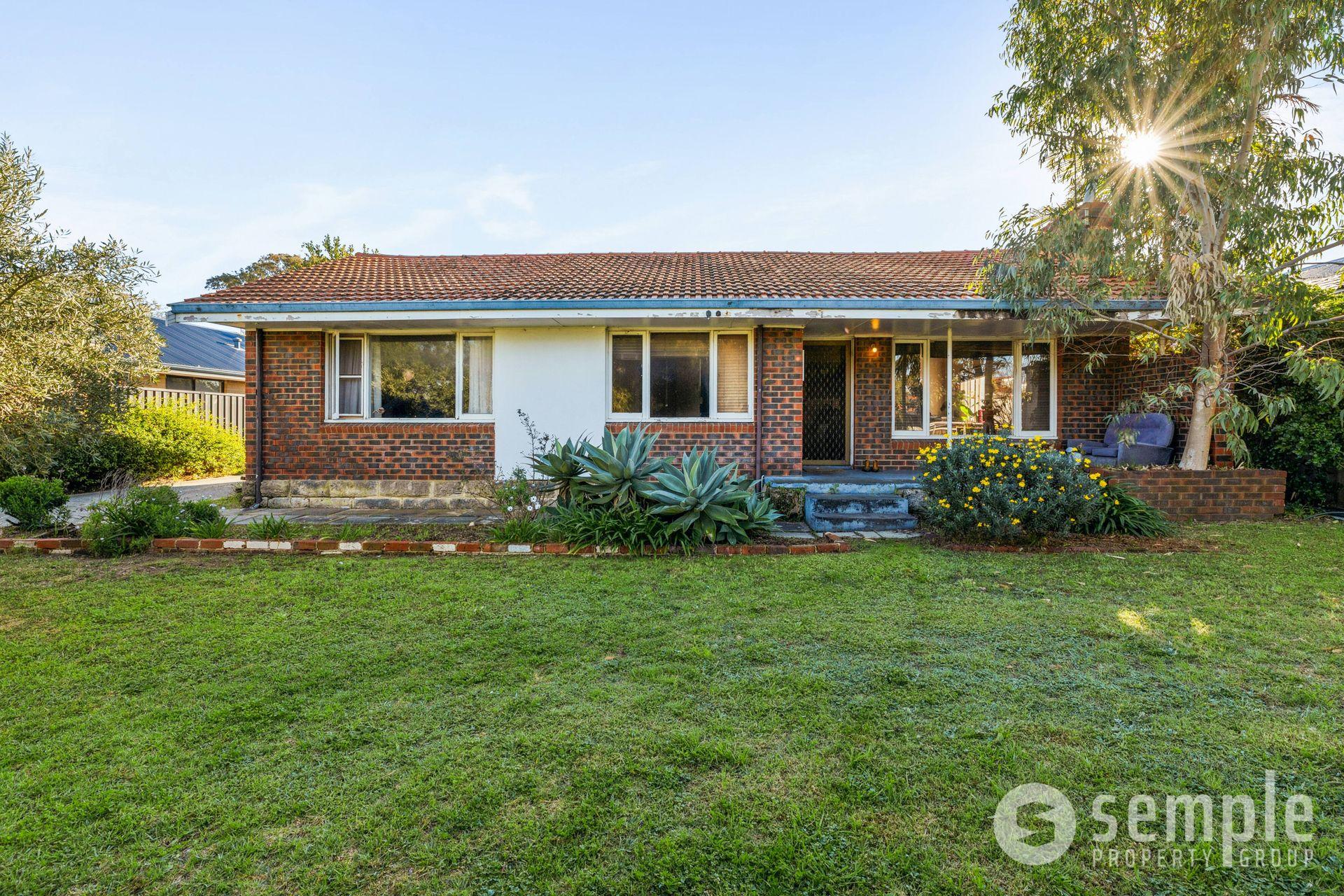 24 Bucat Street, Hamilton Hill WA 6163