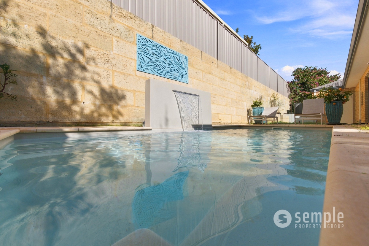 6 Gordona Parade, Beeliar WA 6164