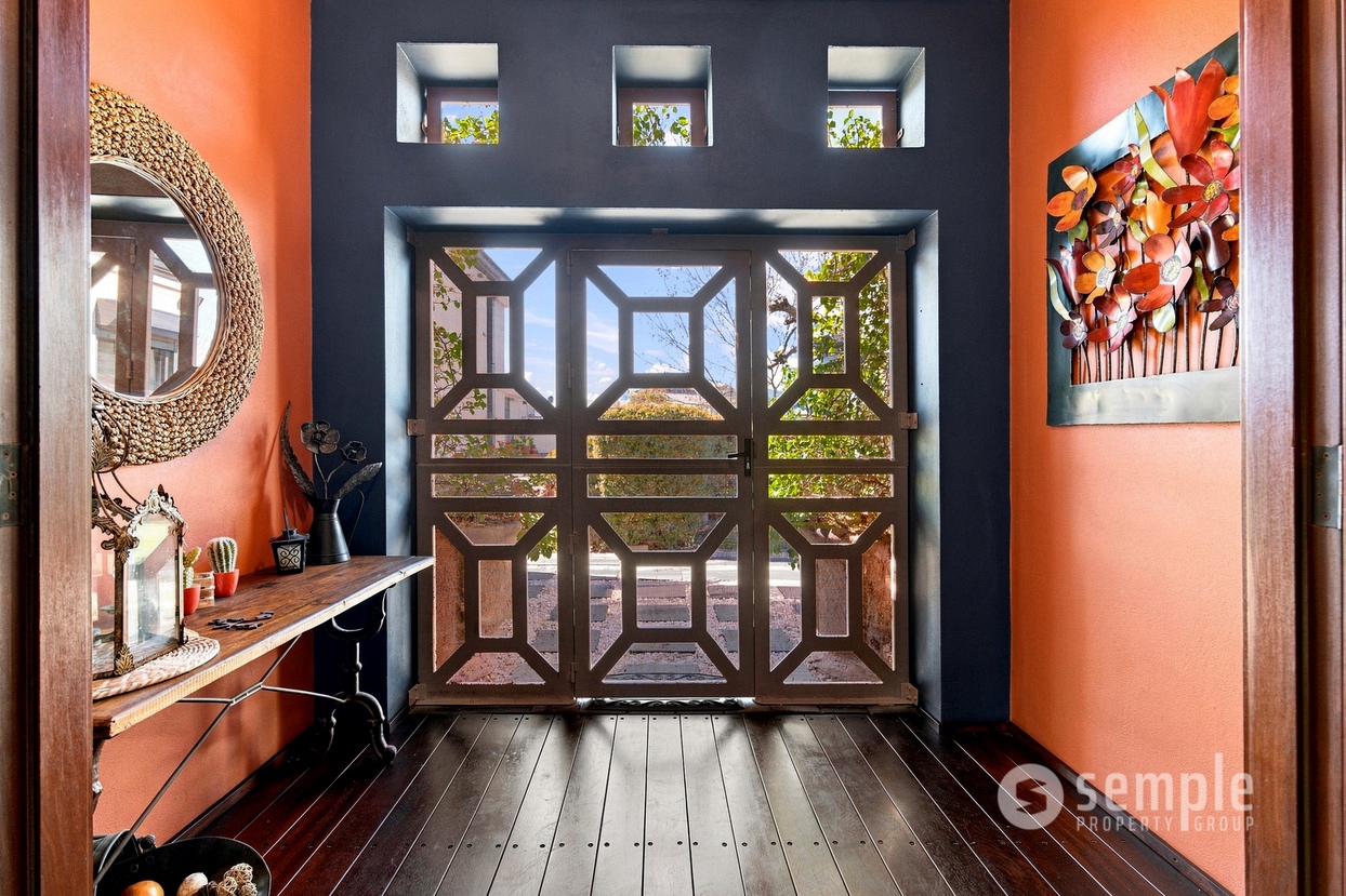 18 Lakefront Avenue, Beeliar WA 6164