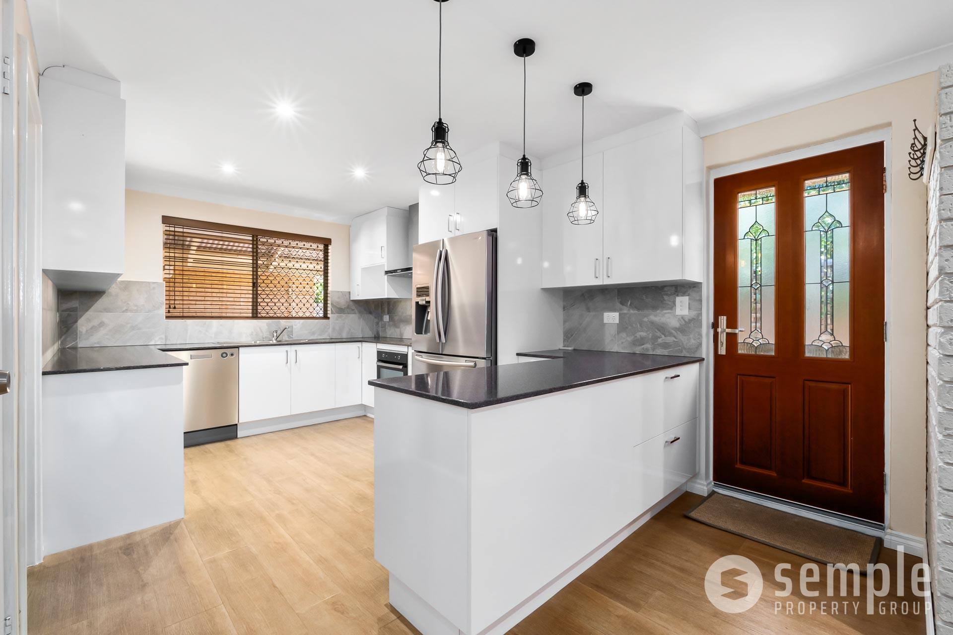 4/12 Farleigh Drive, Willetton WA 6155