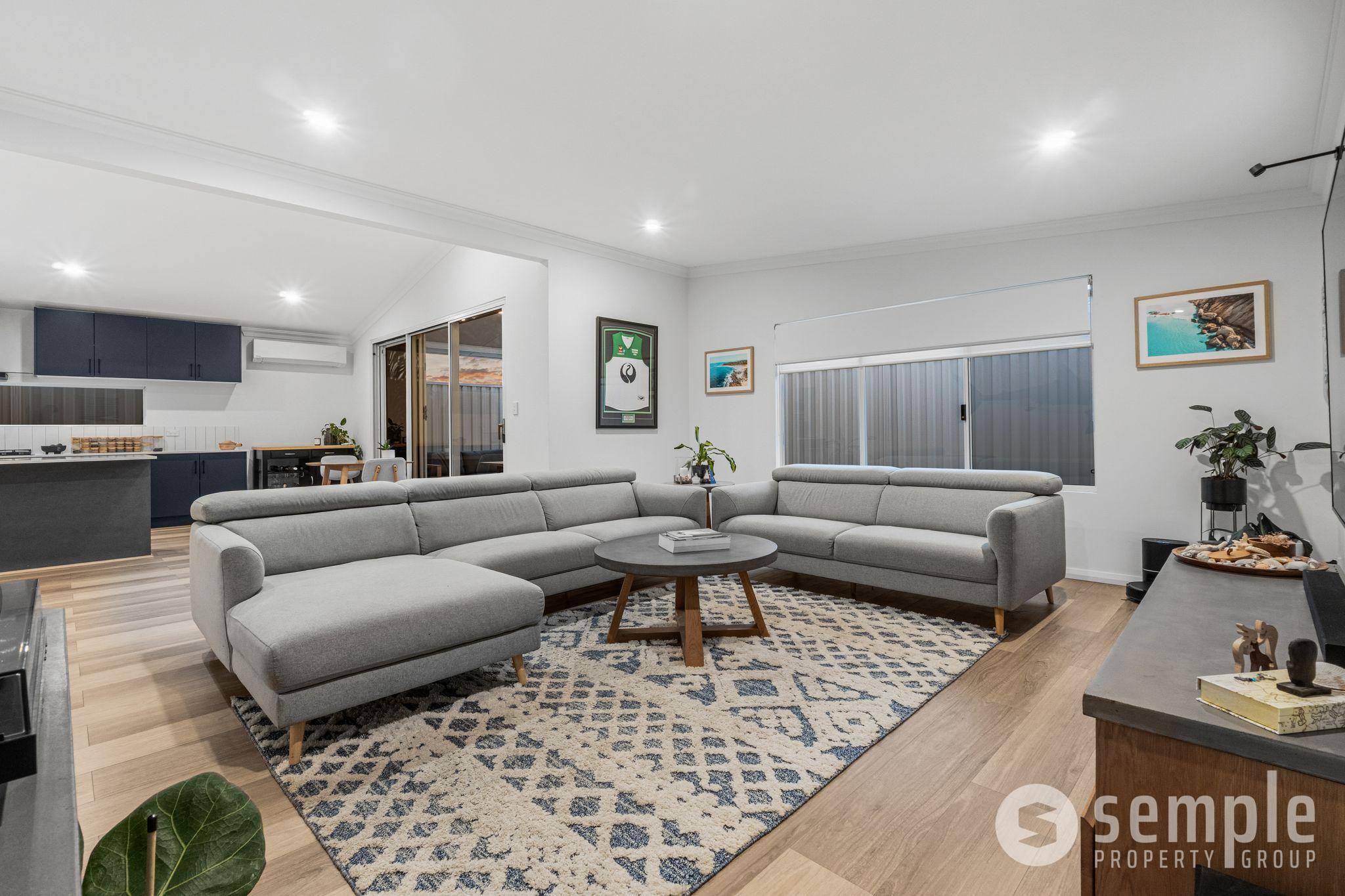 13 Teatro Street, Beeliar WA 6164