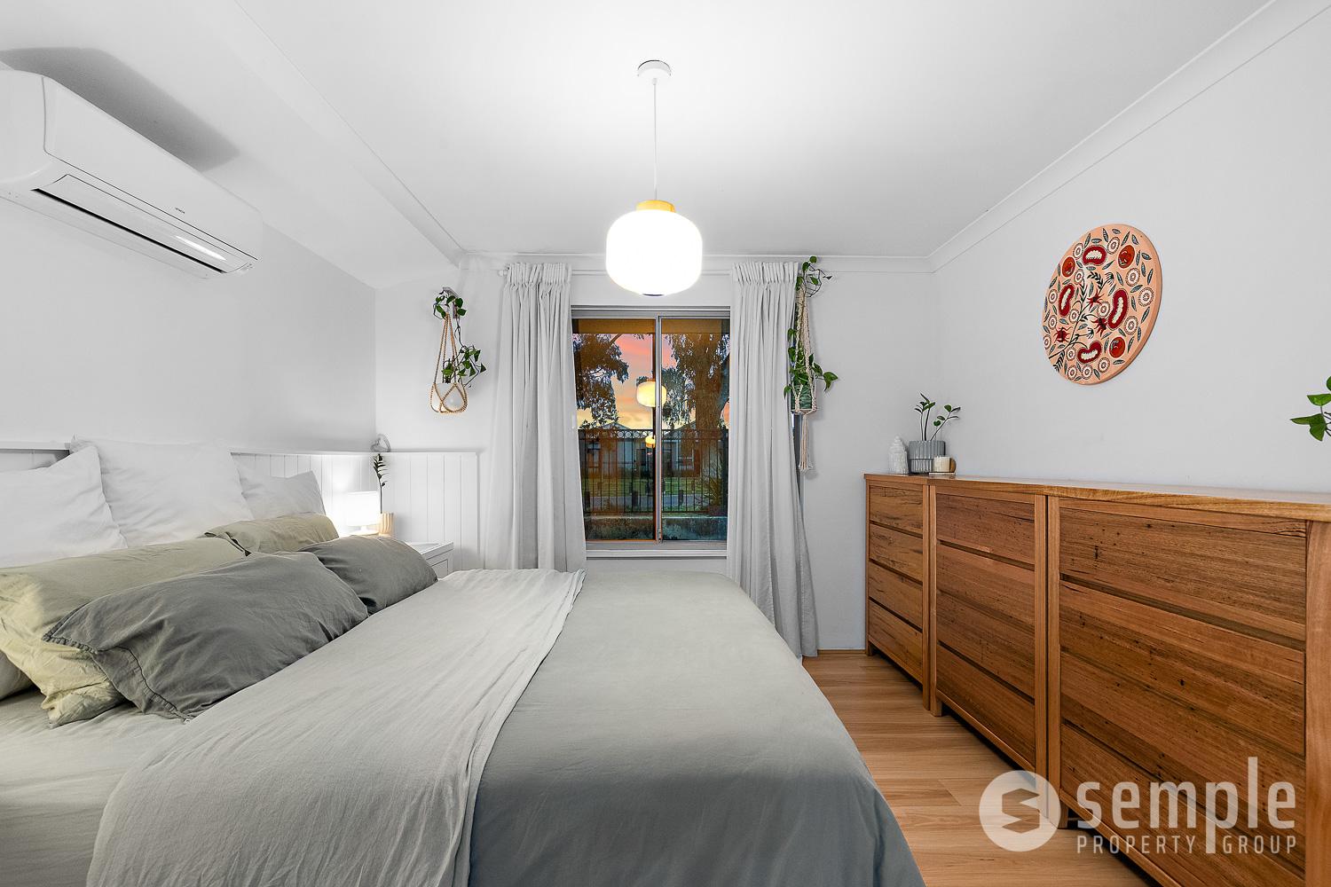 47 Somerford Promenade, Wellard WA 6170