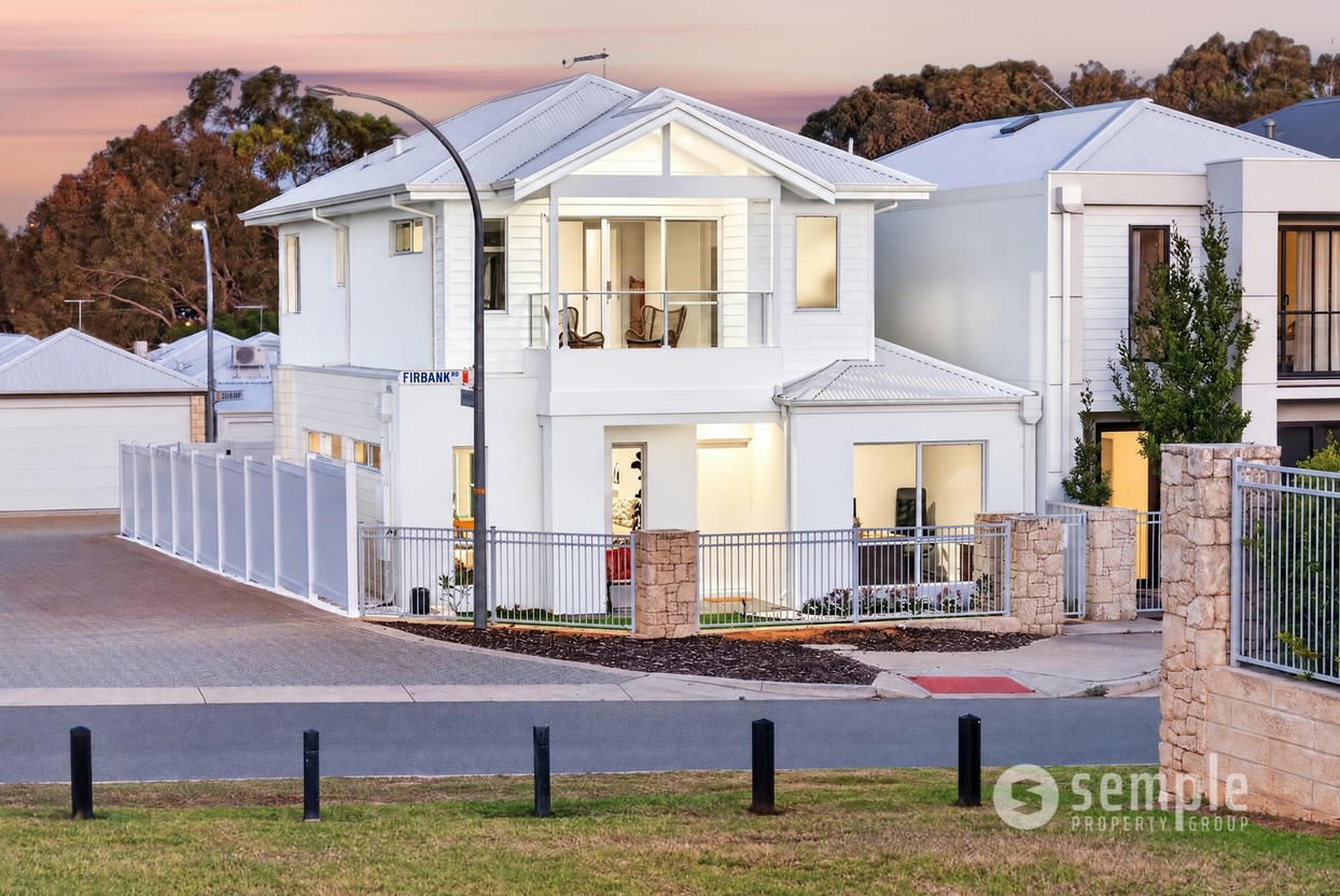 5 Firbank Road, Beeliar WA 6164
