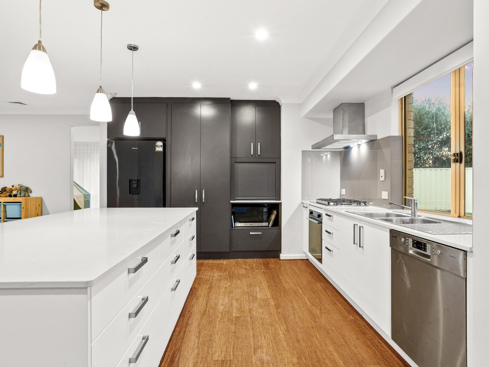 6 Walters Retreat, Atwell WA 6164
