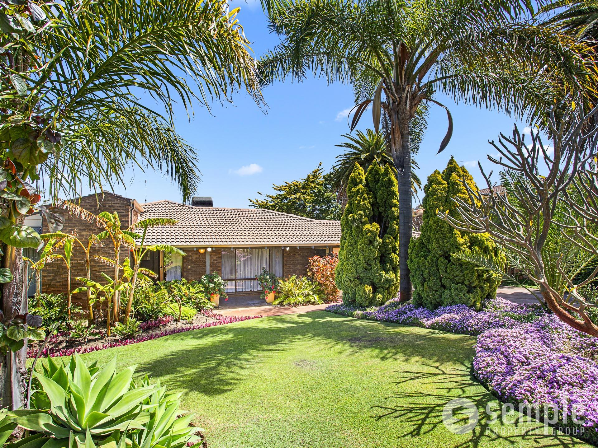 8 Chesterton Street, Spearwood WA 6163